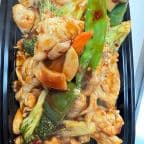 Best Hunan Chicken in Middleton, WI