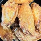 Best Chicken Wings (8) in Middleton, WI