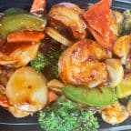 Best Shrimp with Garlic Sauce in Middleton, WI