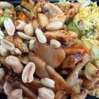 Best Kung Pao Chicken (Combo Plate) in Middleton, WI